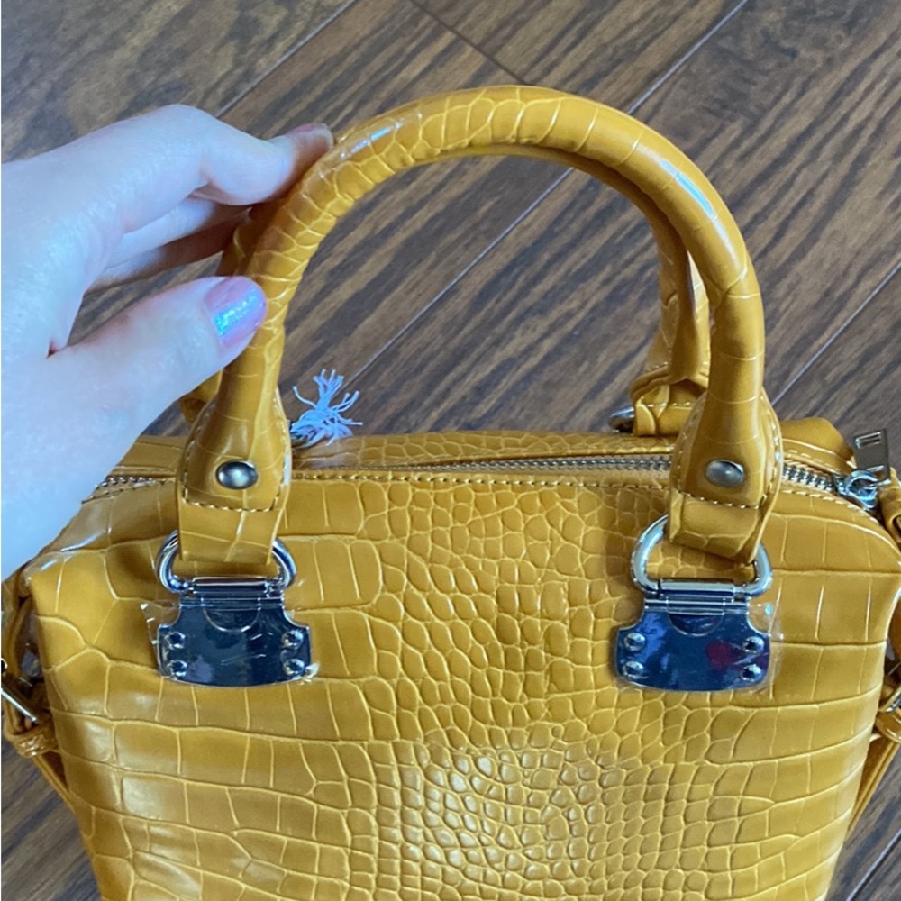 Crossbody bag - Picture 2 of 6
